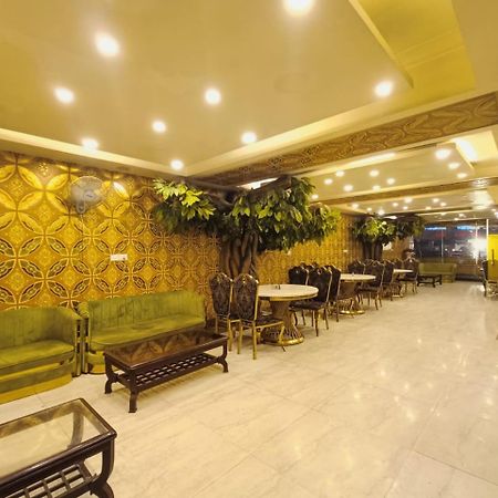 Hotel Waterfall Paschim Vihar Delhi Ngoại thất bức ảnh