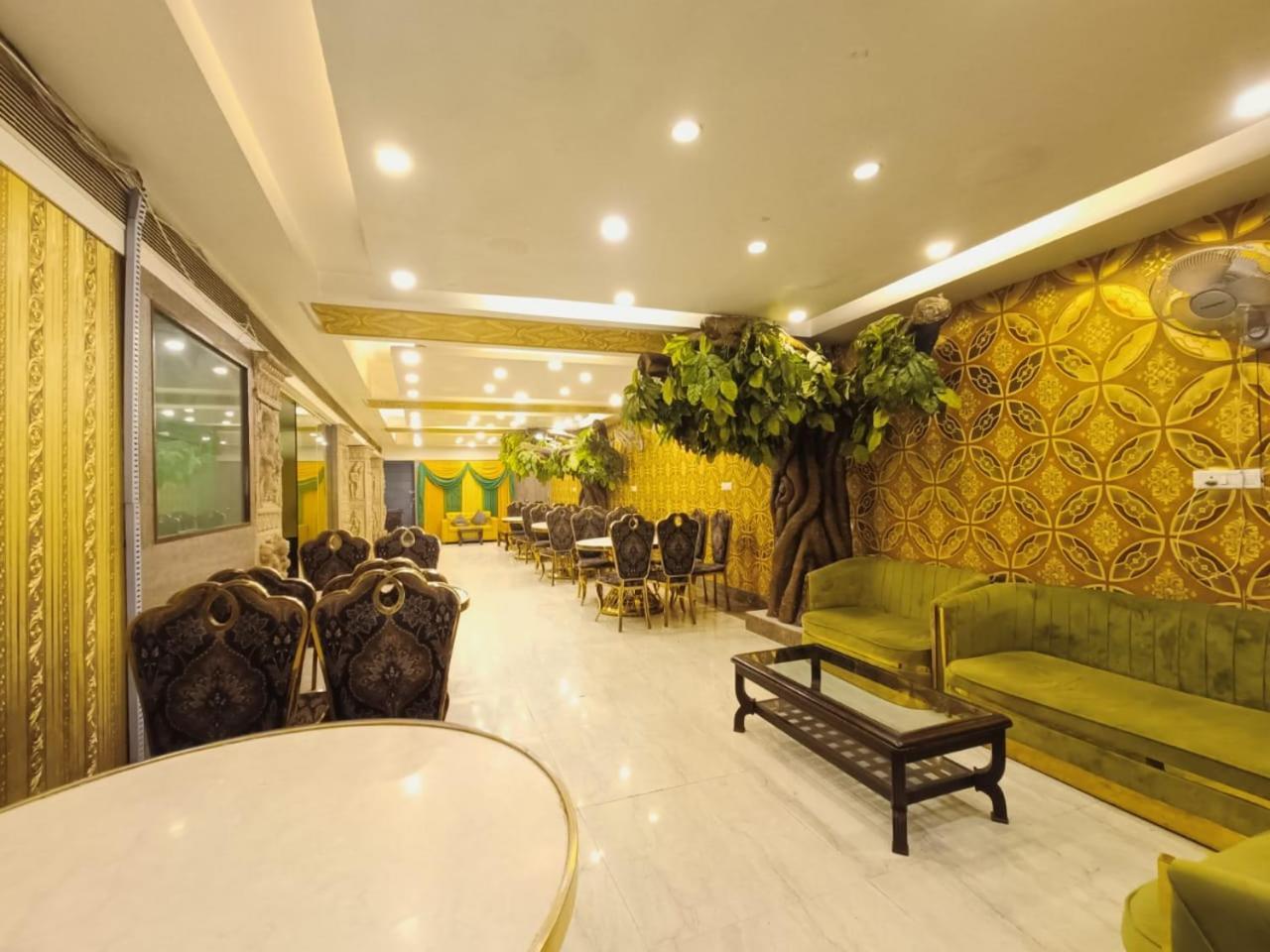 Hotel Waterfall Paschim Vihar Delhi Ngoại thất bức ảnh
